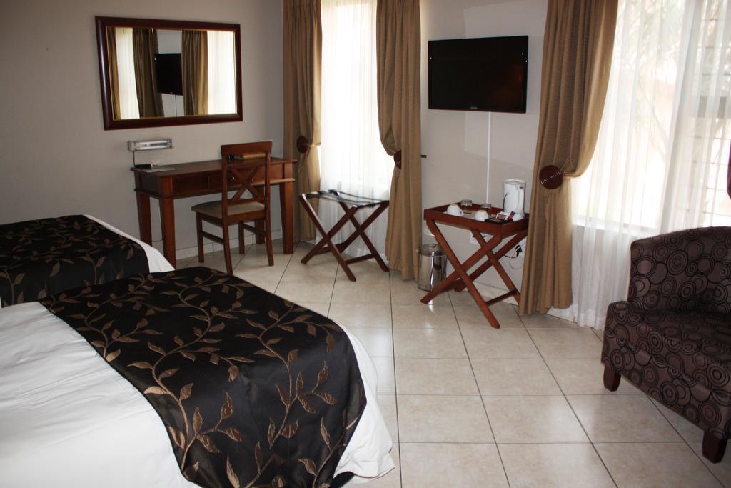 Eagles Nest Lodge Johannesburgo Exterior foto